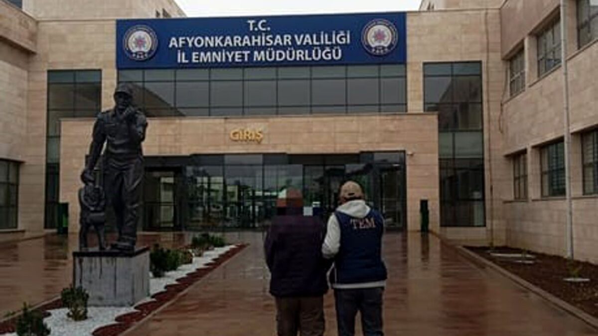 FETÖ hükümlüsü yakalandı FETÖ hükümlüsü yakalandı