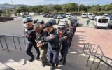 Lastik botla yurt dışına kaçmaya çalışan FETÖ’cüler yakalandı Lastik botla yurt dışına kaçmaya çalışan FETÖ’cüler yakalandı
