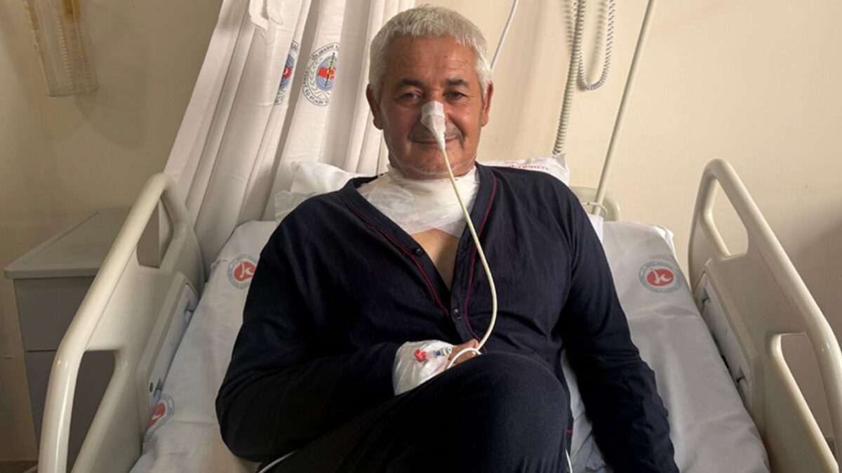 35 yıl sigara içti, gırtlağının yarısı alındı! 35 yıl sigara içti, gırtlağının yarısı alındı!
