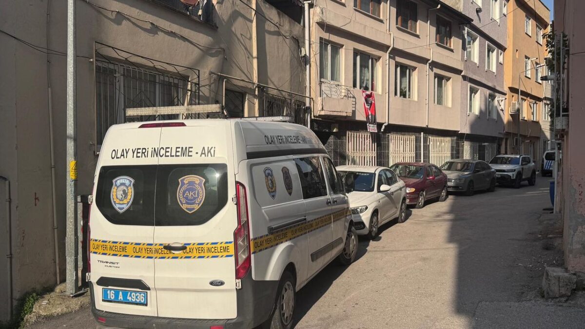 Sevgili dehşeti: 75 bıçak darbesiyle katledildi!