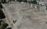 Tugay ‘gönlümden geçen tamamının yeşil alan olması’ dedi ve ekledi: Ama belediyeyi eksi 18 milyar maliyetin altına sokmam!