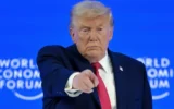 Trump’tan İran açıklaması: Büyük bir donanma gidiyor!