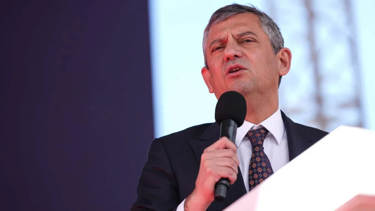 Özgür Özel: Türkiye’de bütün yasakları gidereceğiz! Özgür Özel: Türkiye’de bütün yasakları gidereceğiz!