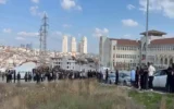 Lisede bıçaklı kavga: 2 öğrenci yaralı Lisede bıçaklı kavga: 2 öğrenci yaralı